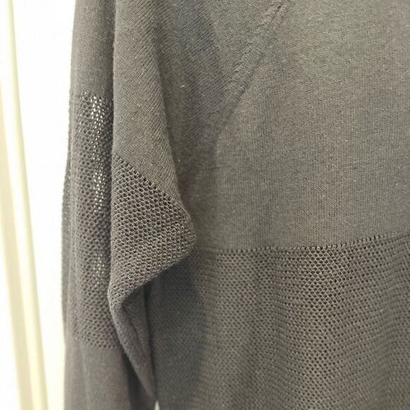 Spiritual Gangster Black On The Go Crop Sweater.Size S - Picture 11 of 14